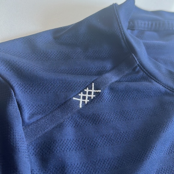 RHÔNE workout top small - Picture 6 of 8